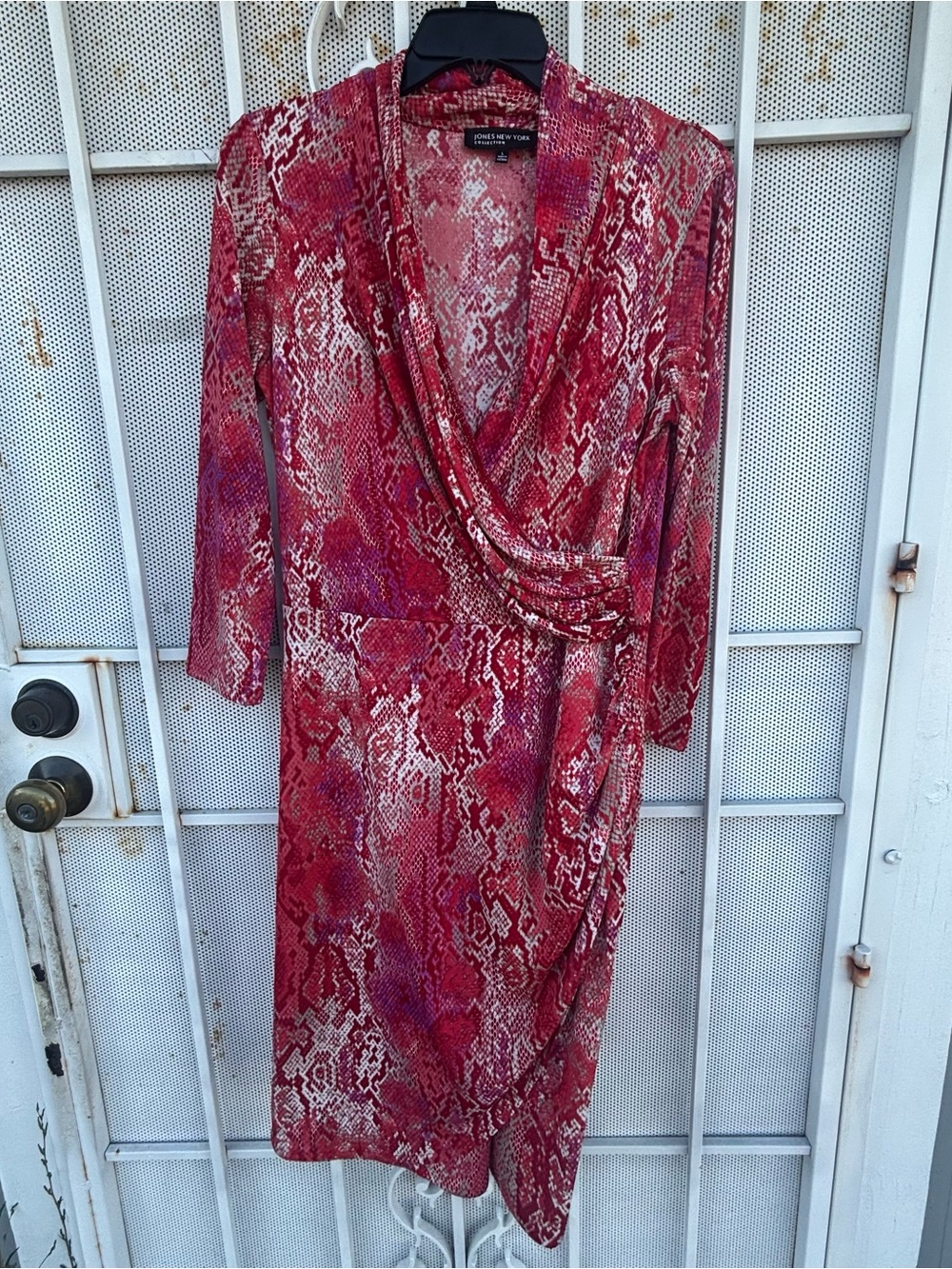 Jones New York L Red Snake Print Red Snake Print Ruched faux wrap Midi dress